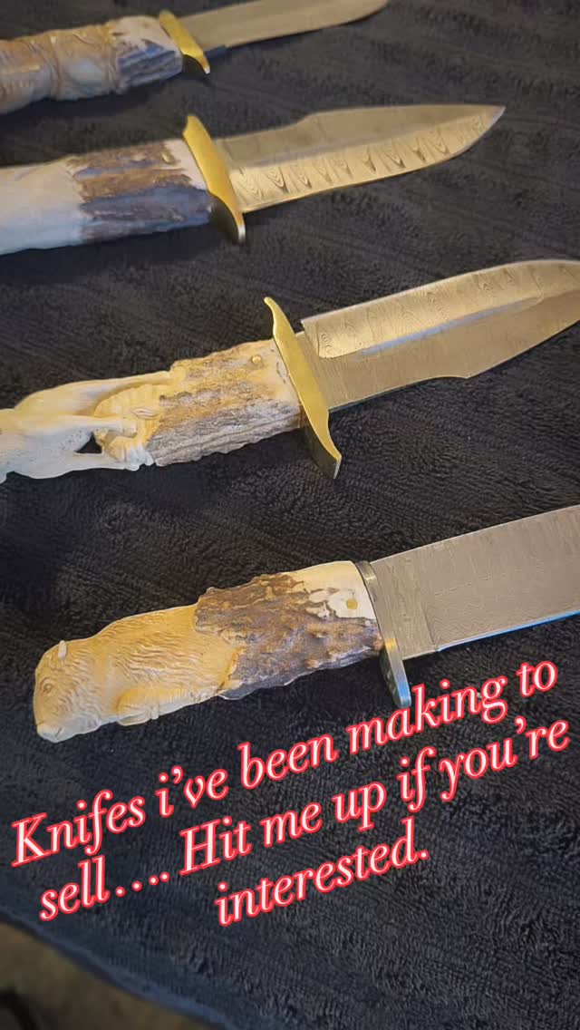 iāve been making these knives for a minute⦠Was going to wait till @slctattooexpo Salt Lake City, but why not start selling them now! If youāre interested in any of them, let me know. The price varies from Knife to Knife depending on the blade and amount of work in the handle. Cheers.