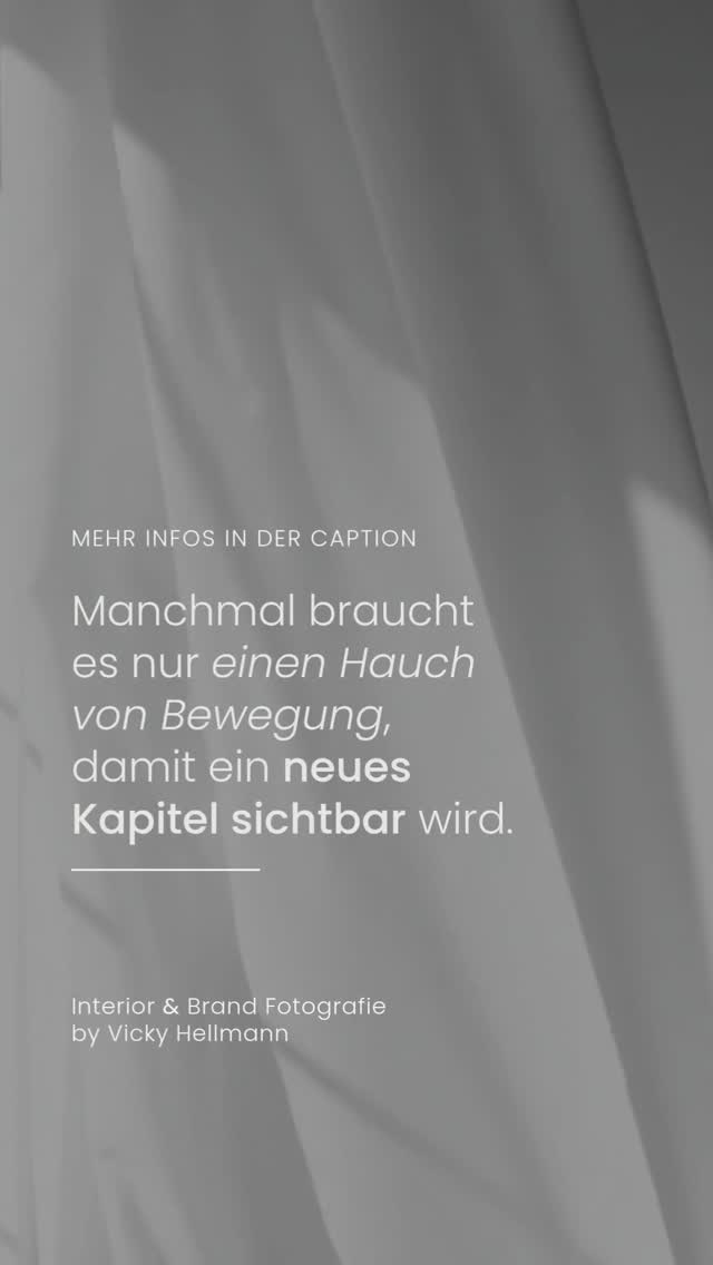 Kennst du sicherlich auch, oder? Der Start von etwas Neuem fühlt sich oft erst einmal unsicher an. Mit etwas Neuem rausgehen und sichtbar werden kann herausfordern - weil es Mut braucht.
Doch ich habe gelernt, dass es vor allem eins kann: Sichtbarkeit schafft Klarheit. Sie öffnet Möglichkeiten und verbindet uns mit den Menschen, die wir wirklich erreichen wollen!
Wir sprechen oft über Sichtbarkeit, aber selten über das Gefühl dahinter. Es ist nicht immer bequem. Es darf leise sein. Aber es bleibt wirkungsvoll.
Wenn wir uns bewegen, entsteht Wachstum. Schritt für Schritt spürbar! Und irgendwann merkst du: Der Mut hat sich gelohnt. Dinge fügen sich, Chancen öffnen sich – und du beginnst, in deiner eigenen Wirkung anzukommen.
💬 Erzähl mal, wo bist du das letzte mal „sichtbar rausgegangen“ und wurdest belohnt?
👉 Wenn du wissen willst, wie Sichtbarkeit für dich aussehen kann – und wie wir gemeinsam daran arbeiten können, dann folge meinem Profil. In den nächsten Wochen teile ich mehr Einblicke, Klarheit und Impulse zum Thema Sichtbarkeit.