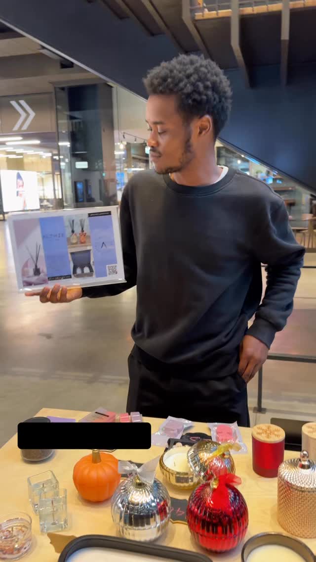 Live review ❤️❤️
.
.
.
.
.
#livereview #pinacolada #pinacoladacandle #giftideas #candlemagic #candlecollection #cozyvibes #scentedcandles #homedecor #althie_lifestyle #althielifestylerocks #althielifestyle #homefragrance #supportsmallbusiness