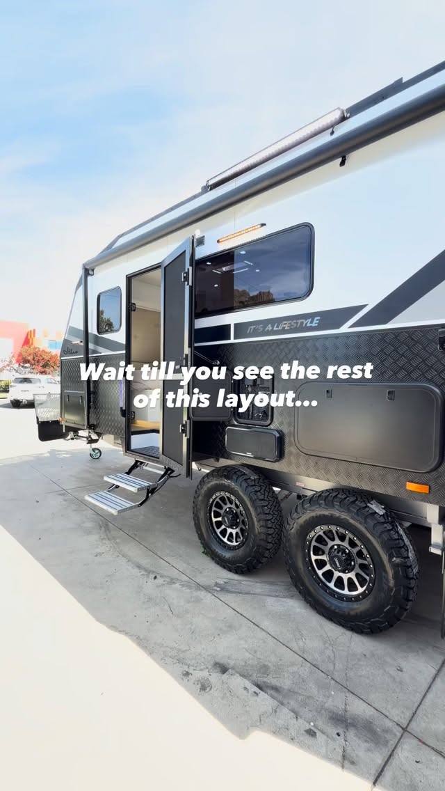 ☀️ Every layout tells a story. This one’s a favourite for a reason.…. ATLAS 20.6 ft Rear bunk!
#xtourcaravans #xtour #xtourbuilds #xtourfamily #xtourbehindthevans #itsalifestyle
#caravanlifeaustralia #caravanlayout #caravaninterior #homeonwheels #vanlifedownunder #caravansofaustralia #travelaustralia #ozvanlife #seeaustralia #australianmade