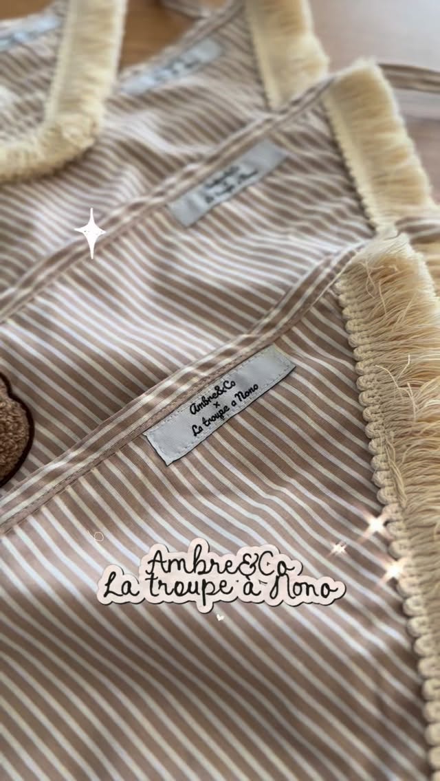 @ambre.andco x @latroupeanono
L’art du fait main pour vos compagnons ✨
Quand deux univers passionnés se rencontrent, cela donne naissance à une collaboration remplie de douceur et de savoir-faire.
Chaque pièce est confectionnée à la main, avec des tissus choisis avec soin pour leur qualité, leur confort et leur élégance. Ensemble, nous avons imaginé des créations uniques, pensées pour sublimer vos animaux avec style et tendresse. 💛
Une belle rencontre, une passion commune, et surtout… une édition limitée qui célèbre l’artisanat français et l’amour du fait main. 🫶🏻✨🙈
#accessoirechien #dog #dogaccessories #handmade #bandana #bandanachien