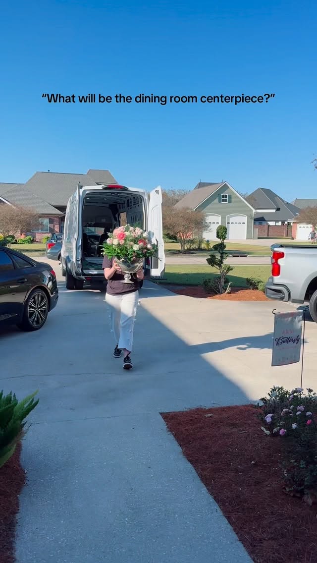 Delivery this Friday morning! π«ΆπΈπ#eventflorist #florist #smallbusiness #flowers #babyshower