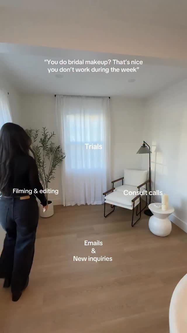 š¤interesting take
#longislandmakeupartist #longislandbride #longislandbridalmakeupartist #nycmakeupartist #newyorkmakeupartist #bridalmakeup #femaleentrepreneurlife #femaleentrepreneurs #makeupartistlife #makeupartistmemes #makeupartist #softglam #naturalmakeupartist