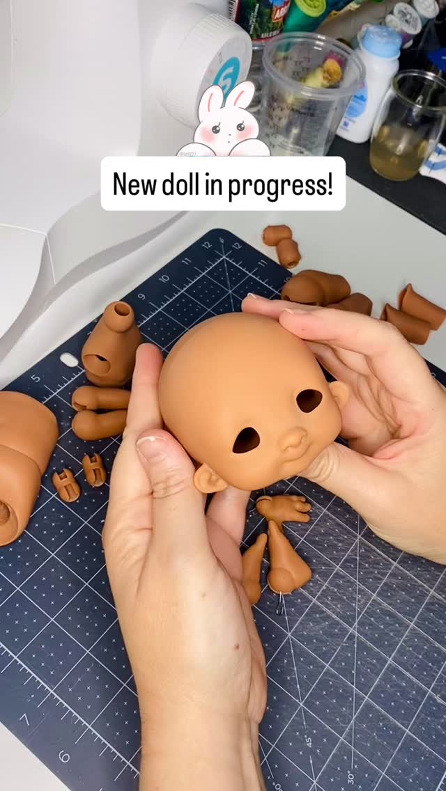 New doll is coming soon, its name is Bunny and will be available for preordered in a few days! Stay tuned and check out my instagram for more updates #lindamacariodolls #bjddoll #artdoll #resinbjd #dollmaking #artdolls