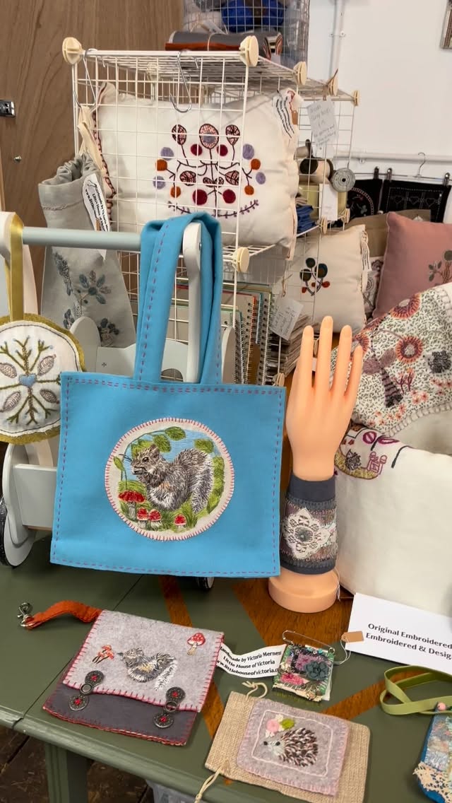 A view of my little table of handmade items at the studio, which I will be adding to for the open studio weekend on the 6th and 7th of December.
At the moment it's all that is left there, as most other things are going to Harrogate for this week's Knit & Stitch Show! Starting on Thursday, all the way through to Sunday, not long to go now!
#knitandstitchshow2025 #knittingandstitchingshow #harrogate #embroidery