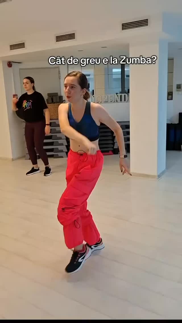 Nu trebuie să fii dansator ca să te distrezi la Zumba 💥
Doar vino cu zâmbetul și lasă muzica să te miște!
Energie, bună dispoziție și un antrenament care se simte ca o petrecere 🪩
🕒 Miercuri, ora 19:45
📍 Independance Studio - C-tin Brâncoveanu, București
✅Acces cu 7Card Silver, ESX, SanoPass Gold
‼️Prima sedință este gratuită
#ZumbaBucharest #IndependanceStudio #ZumbaFun #DanceAndSmile #FeelTheBeat #MoveYourBody #ZumbaVibes #CardioDance #FitnessMotivation #BucharestFitness #Zumba #ZumbaFitness
