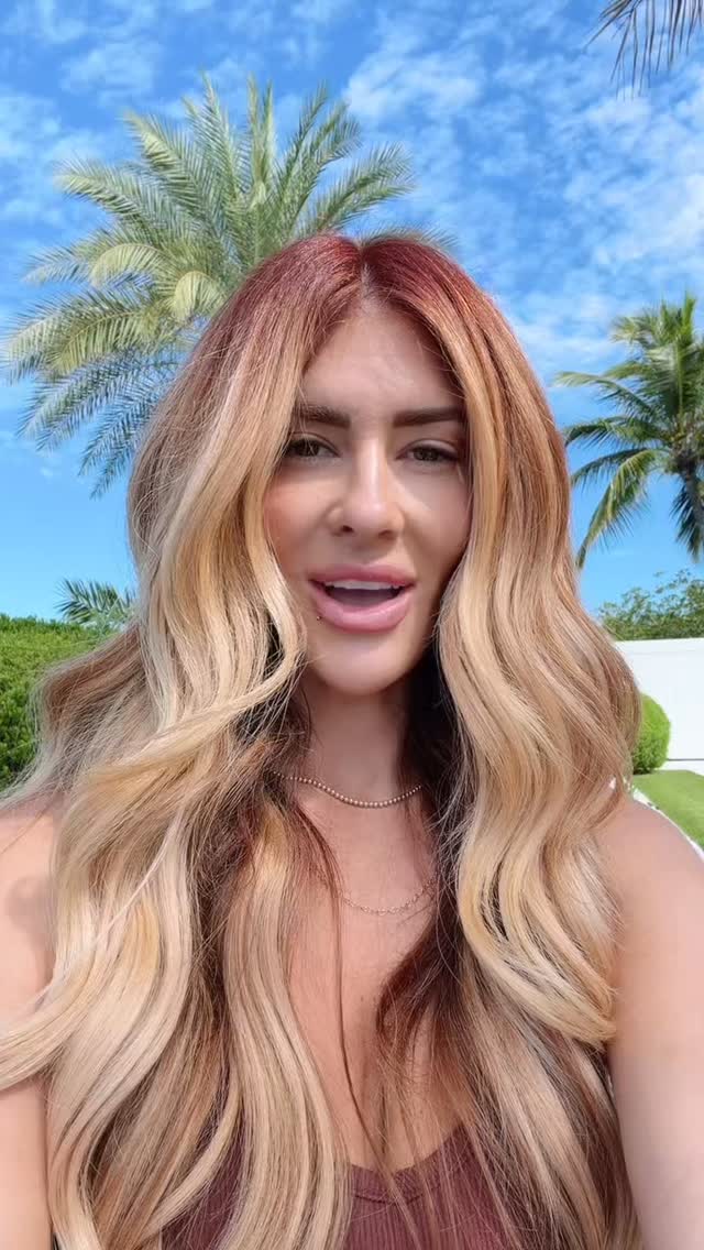 Yes, I raised my prices. Yes, I lost clients.
But guess what? I gained the ones who value me, my work, and my time.
Inside my Sew-in Extension Course, I’m teaching you exactly how to:
🧵 Sew extensions the right way (without bulk)
✨ Create seamless custom blends
🎨 Formulate for extensions that match perfectly
💸 And price your services with confidence
Because being “booked and busy” doesn’t matter if you’re undercharging, overworking, and burning out.
It’s time to attract clients who see your worth.
Ready to level up?
🎥 Enroll now – link in bio!