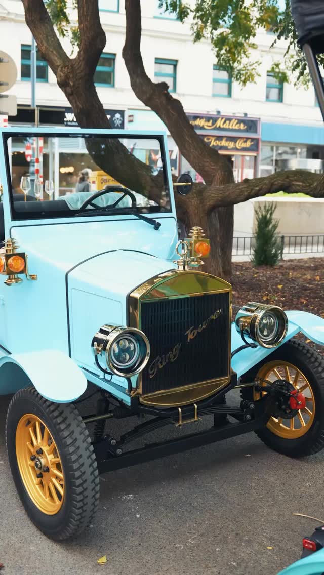 ✨ Experience Vienna like never before! ✨
Join our Vienna Dinner Tours and discover the city’s most enchanting sights while enjoying an unforgettable dining experience. Glide through Vienna’s illuminated streets in style, surrounded by history, music, and romance — all from the comfort of our elegant e-vehicles.
With the holiday season approaching, there’s no better moment to treat yourself or someone special to a magical evening out. Whether it’s a celebration or simply a unique night in Vienna, this tour combines fine dining, breathtaking views, and Viennese charm in one perfect experience.
📍 Explore. Taste. Fall in love with Vienna.
🍷 Reserve your unforgettable Dinner Tour today!
#ViennaDinnerTours #ViennaExperience
#RomanticVienna #CityTours #ViennaNights #ringtoursvienna #ExploreVienna #ViennaMagic #cityhall #stephansdom