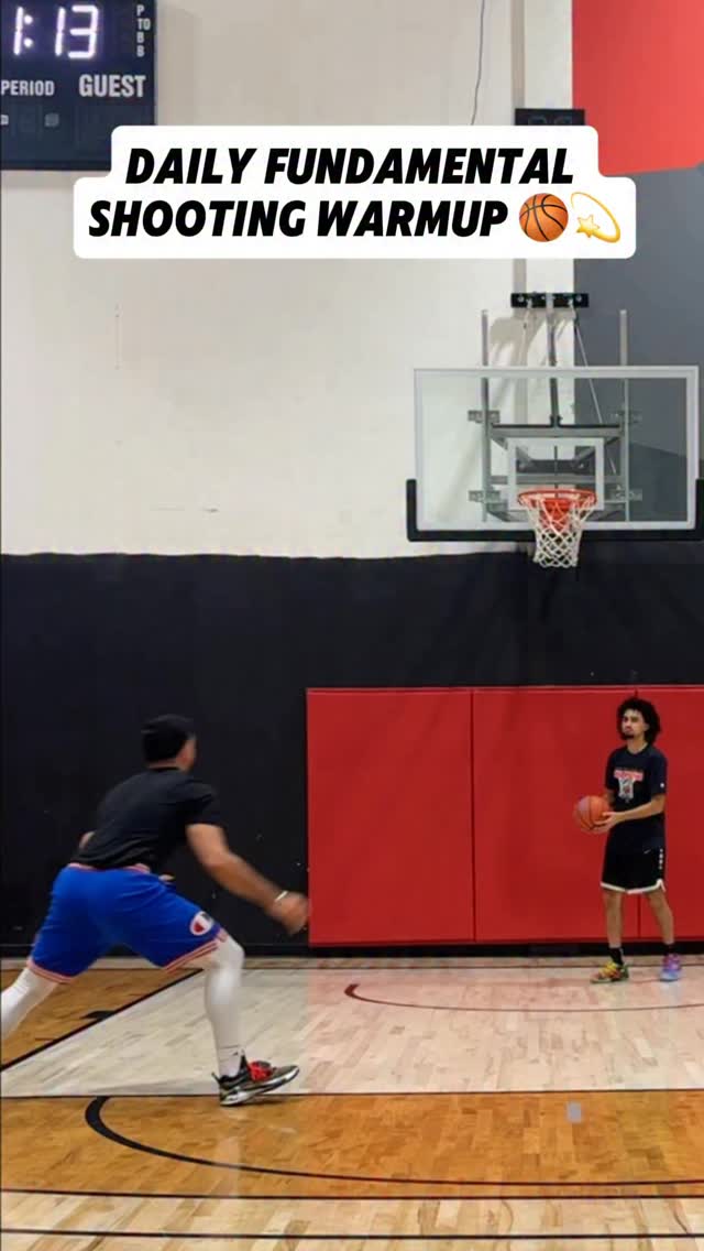 Fundamental SHOOTING WARMUP to get you comfortable with shooting off of different relocations🏀💦
#basketballtraining #basketballdrills #basketballworkout #basketballtips #basketballshootingdrills #basketballshooting