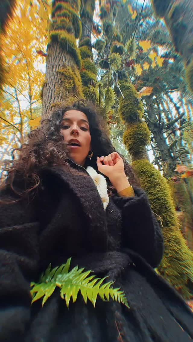 Just being a whimsical winter hermit, don’t mind me🧚🏽♂️✨
I pulled back from a lot this fall so I could have more moments like this: walking through the woods alone and finding little pockets to sing and be still. To come back to the well inside, tend to the things I say I want, return to the commitments I’ve already made, and make space for quiet nothingness.
So if you don’t see me out and about much, just know I’m living my best quiet, cozy life. Do not disturb. Do not invite. Do not expect replies. 🤣🧌🫶🏽
#reverb #whimsical #goblinmode #forestwitch #acapella #nature #cottagecore #motherearth #autumnvibes🍁