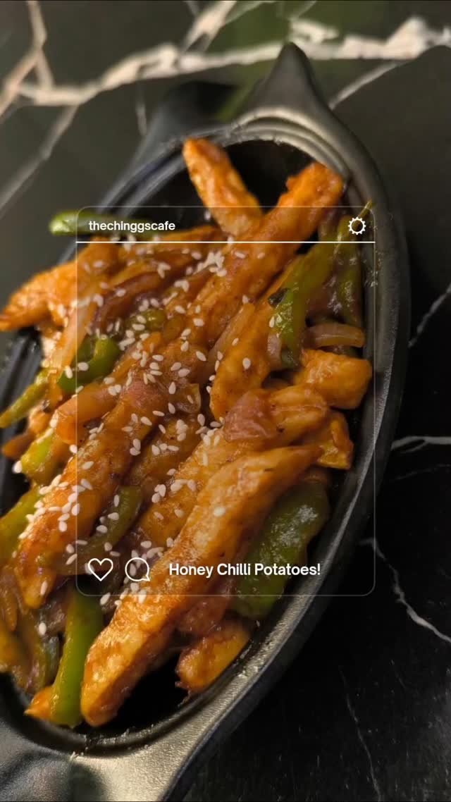 Dive into the perfect crunch and irresistible sweet and spicy glaze of our Honey Chilli Potatoes! 🔥 Loaded with fresh bell peppers and onions, this Indo-Chinese favorite is the ultimate appetizer or side dish. Stop scrolling and start ordering—your next obsession is waiting!
#HoneyChilliPotatoes
#IndoChinese
#StreetFood
#FoodReels
#ReelItFeelIt
#ViralFood
#ChilliPotato
#IndianChinese
#AppetizerGoals
#PotatoLover
#SweetAndSpicy
#VeggieDelight
#thechinggscafe
#EtahFoodie
#BestFoodInTown
#RestaurantReel