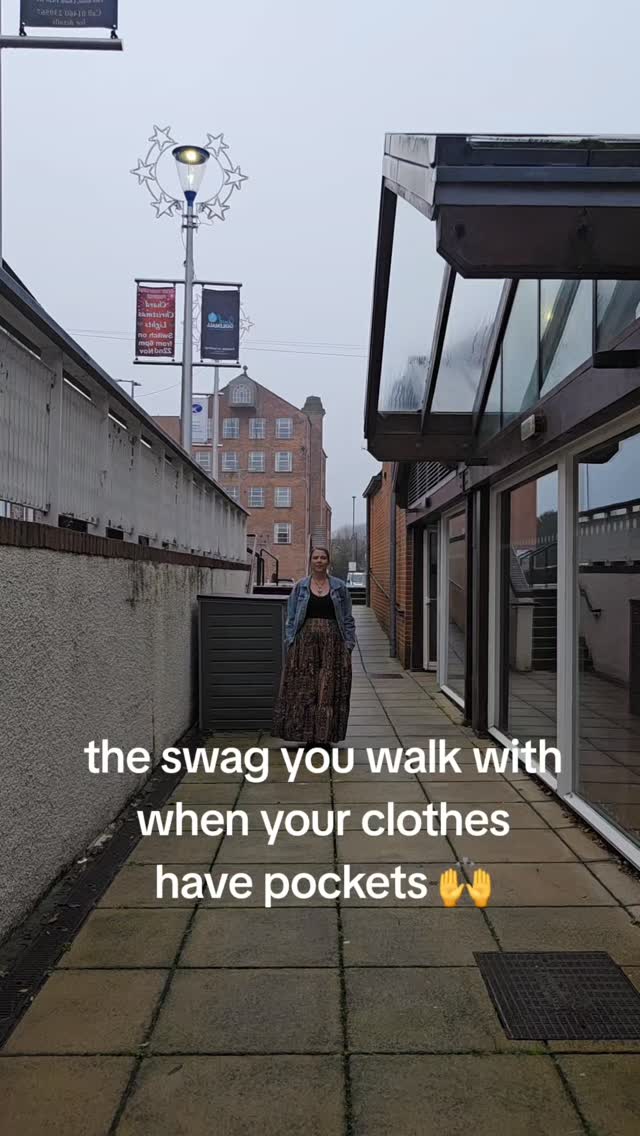 The pocket swag, we all know the feeling 😂
#pocketsforwomen #itsgotpockets #bohoclothing #OOTD #Peachypearclothing