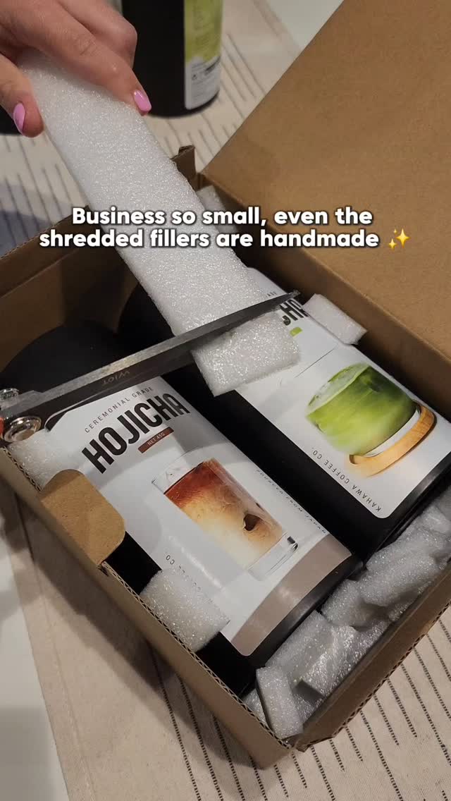 Intern Day 2! Guys go buy some Matcha, the Black Friday sale is live! (Buy 1 get 1 Free!)
#matcha #smallbusiness #kahawacoffeeco