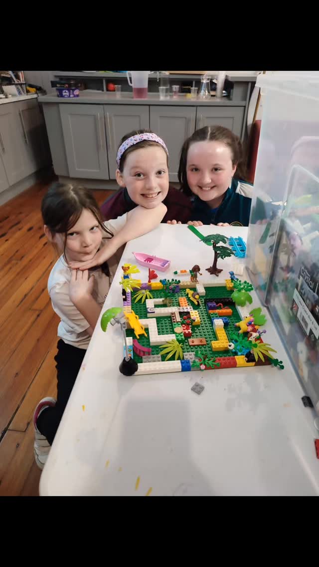 What a Monday! LEGO maze building, envelope art masterpieces, and an action-packed obstacle course made for an unforgettable Junior Club afternoon. Creativity + fun = the perfect combo!
#stmarysyouthcentretullamore #tullamoreyouthcentre #tullamoreadventures #tullamoreafterschool #afterschoolclub #youthclub #YouthCenterFun #kidsgames #kids