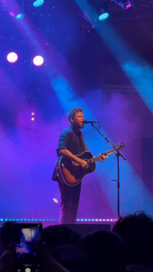 Let Her Go live in the heart of Mumbai!!
Thank you Passenger (@passengermusic) for this amazing night 🙌🏼❤️
@bookmyshow.live Let Her Go live in the heart of Mumbai!!
Thank you Passenger (@passengermusic) for this amazing night 🙌🏼❤️
@bookmyshow.live