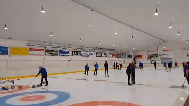 Second session now underway at Kelso
Indoor Grand Match
🥌🥌🥌🥌
#IndoorGrandMatch
#NationalCurlingDay
#Curling
#BorderIceRink
#VisitKelso
@scottishcurling