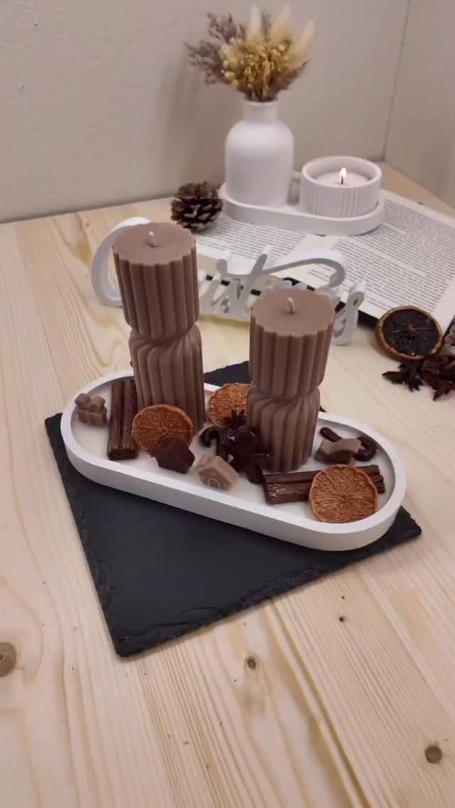 Twisted Christmas 🤎🕯️
#candle #twisted #christmas #candlelovers #candlemaker #homedecor #candleart #homemade #madewithlove