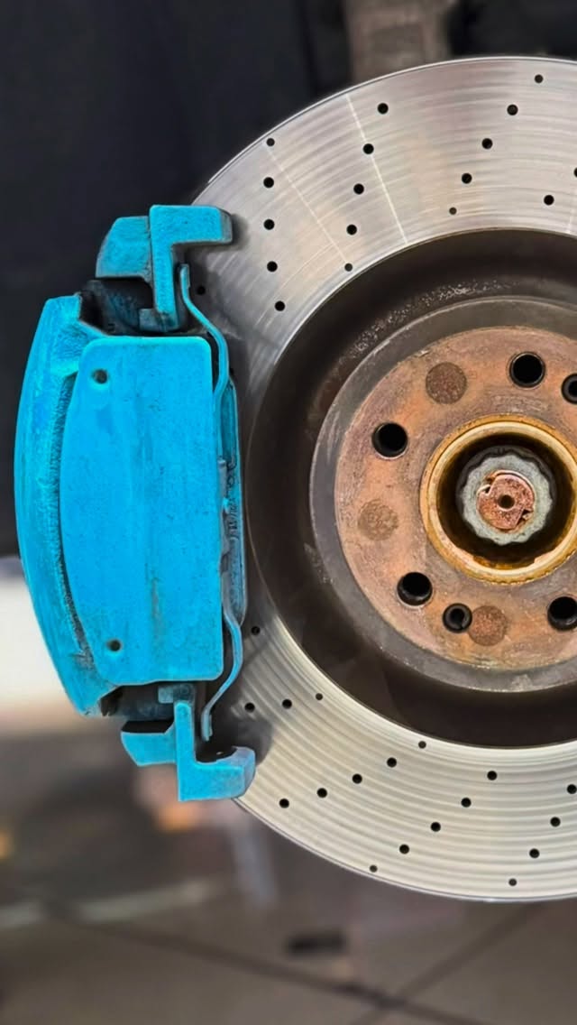 Caliper Colour Change
Elevate Your Vehicle’s Aesthetics
This modification not only adds a personalised touch but also offers practical benefits.
Why Opt for a Caliper Colour Change?
Customised Appearance: Choose from a wide range of colours to match your vehicle’s style or make a bold statement.
Enhanced Durability: Our high-temperature resistant paints and lacquers ensure a long-lasting finish that withstands the rigours of daily driving.
Corrosion Protection: The specialised coating protects calipers from rust and environmental damage, maintaining their appearance over time.
Increased Resale Value: A well-maintained and aesthetically pleasing brake system can positively impact your vehicle’s resale value.
Our Caliper Painting Process
Preparation: Thorough cleaning and sanding of the calipers to remove existing coatings and contaminants.
Priming: Application of a high-quality primer to ensure optimal paint adhesion.
Painting: Application of your chosen colour using heat-resistant paint, followed by multiple layers of clear lacquer for added protection and gloss.
Curing: The painted calipers are cured to ensure durability and a flawless finish.
Our process ensures a professional, factory-like finish that not only looks great but also stands the test of time.