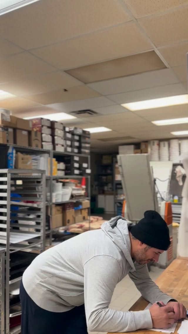 BISCOTTI IS BACK… 🫠
Our little elf is already messing around the bakery. And it’s not even December!!!! What are we gonna do 😩
