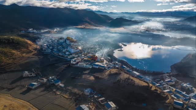 From ancient towns to highland lakes, from snowy peaks to tea-scented villages — Yunnan is a journey of small surprises and quiet beauty.
Here’s a glimpse of the moments that stayed with me. ✨
#yunnantravel #kikiholidays #china #yunnan #chinatrip