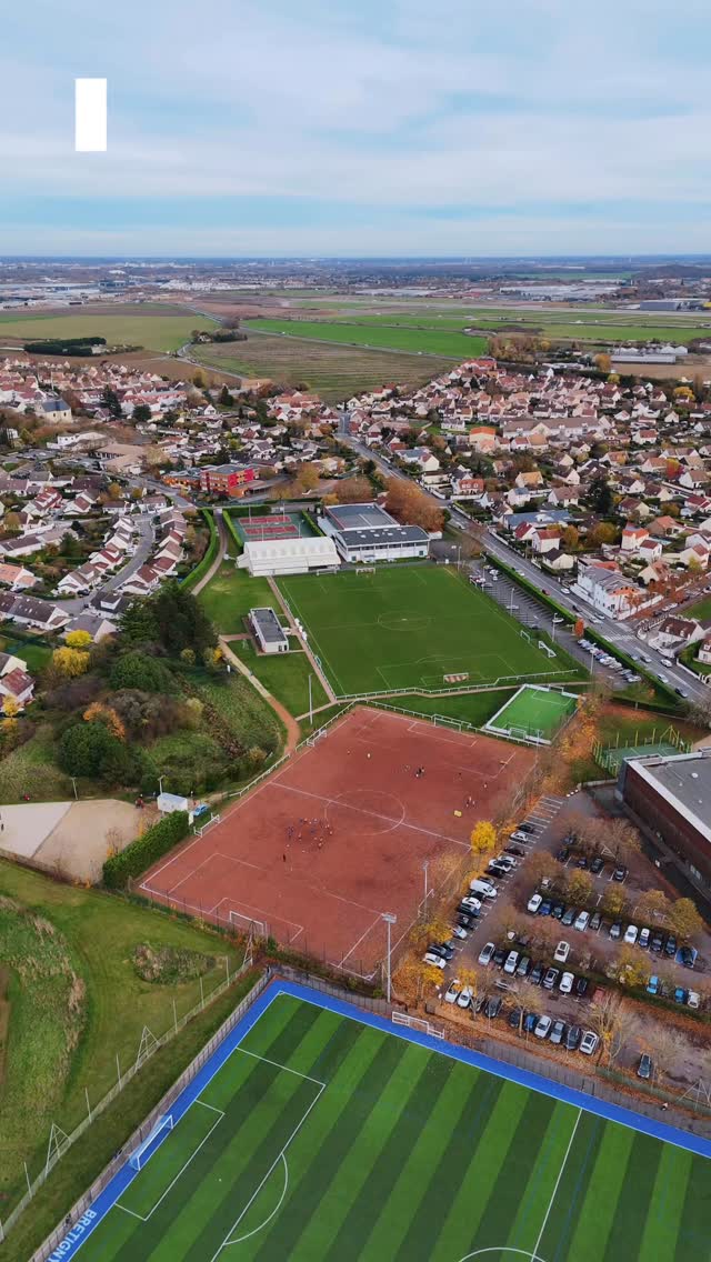 Fier de collaborer avec l’ES Plessis Pâté 🟣⚪️
Ensemble, on valorise le travail, la passion et l’engagement des clubs amateurs