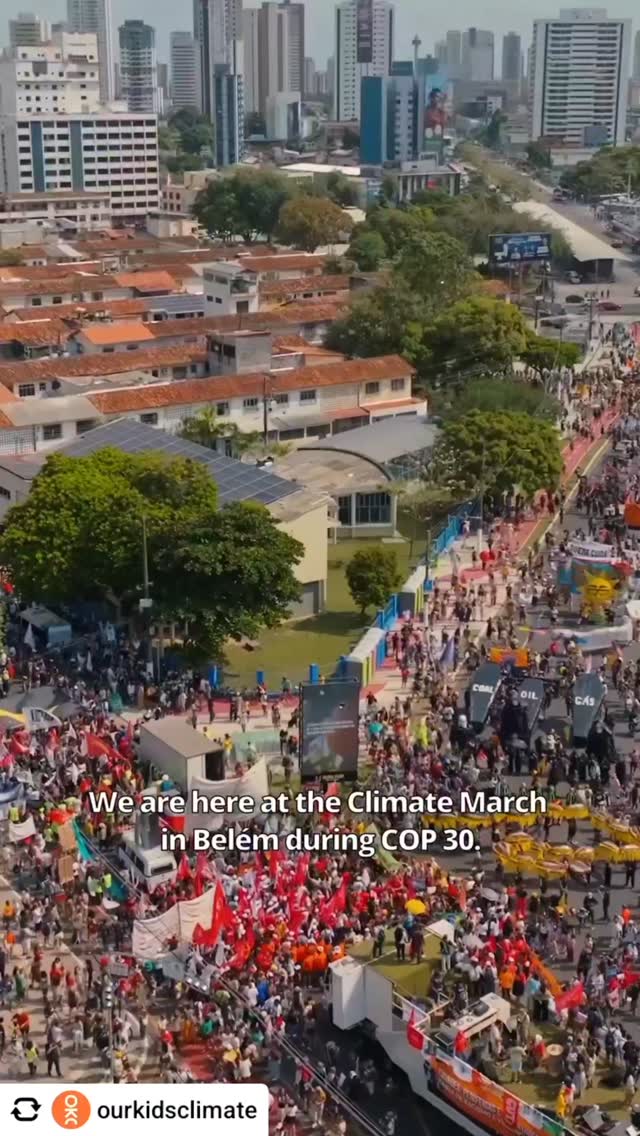 @reshare_app • @ourkidsclimate To negotiators at COP30: The world is watching. Parents are watching. Our kids deserve a fighting chance of a safe, thriving future. Look at the energy and passion on the streets of Belém. Listen to the people demanding change. We need a fair, fast shift from fossil fuels to clean, renewable energy to protect what we love: our kids and our planet.
_
🇧🇷 - Aos negociadores da #COP30: o mundo está observando. Mães e pais estão observando. Nossos filhos merecem uma chance real de um futuro seguro e próspero. Olhem para a energia e a paixão nas ruas de Belém. Ouçam as pessoas que estão exigindo mudança. Precisamos de uma transição justa e rápida dos combustíveis fósseis para energias limpas e renováveis, para proteger aquilo que amamos: nossos filhos e o nosso planeta.
#OurKidsClimate #ProtectWhatWeLove #COPforChildren #COP30Brasil
🎥 - @fxpecanha, @peniche_luciano
📸 - @anadiasfotografia