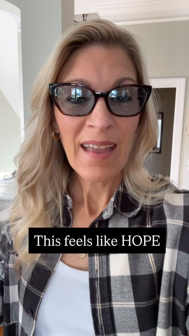 ‼️HUGE NEWS‼️ As of two days ago, the 24-7 ringing in my ears that I’ve experienced for the last 450 days is GONE! 😭
Praise the Lord and keep praying. This feels like HOPE. ✨
#TBI #braininjuryrecovery #hope