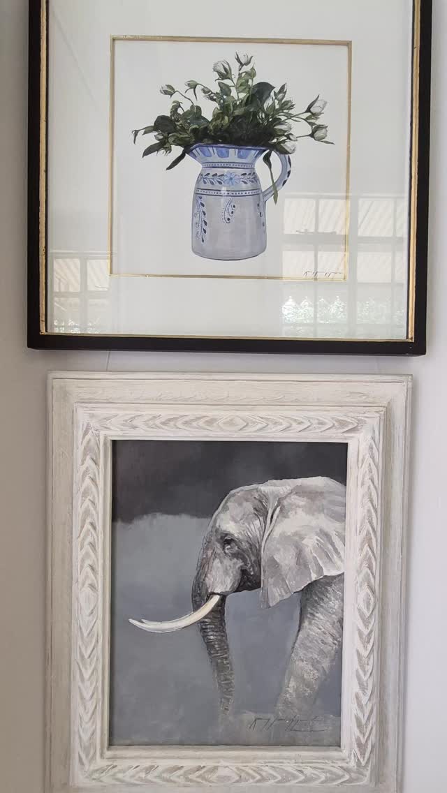 There's lots to see in the gallery from next week. From large Oil paintings to Miniatures, Giclee prints and Indian Ink drawings. I'll also be introducing new works upto Chtistmas (and beyond!) #amysandyslumsdaine #artforum #artgallery #artlover #artcollection