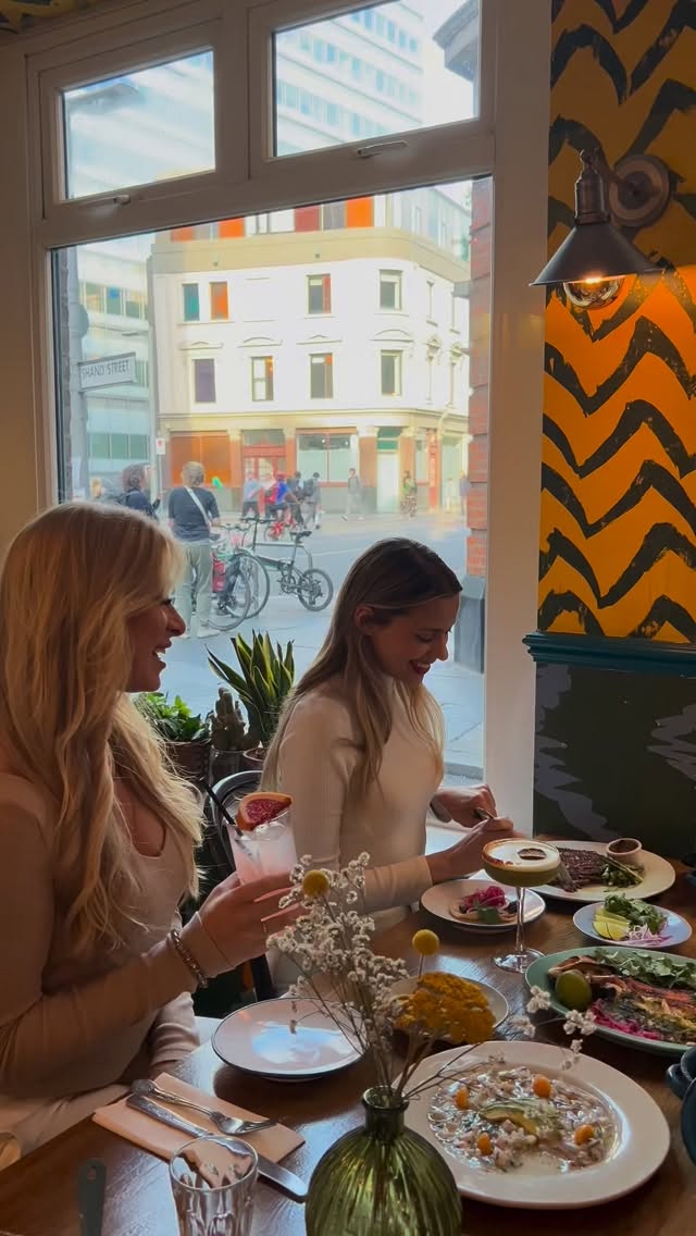 Saturdays are made to catch up, enjoy good company and great food!
#SantoRemedio #London #Marylebone #Shoreditch #LondonBridge #Mexican #Londonfood #Mexicanrestaurant #SantoRemedioUK