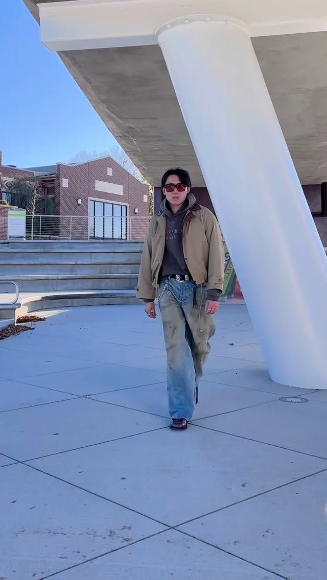 Like this look? Shop at www.highstreetporter.com
Search these keywords in the homepage
Sunglasses: Donato
Jacket: Twill Jackey
Hoodie: ERD Classic Logo
Belt: 3 Piece Classic Western
Pants: Leather Pocket
Shoes: Crocodile Effect Loafers
#mensfashion #mensfashionpost #mensfashionreview #mensfashionblogger #fashionblogger #fashionmen #fashionkilla #fashionmens #fashionmenswear #mensfashionblog #mensfashions #mensfashionstyle #mensfashiontips #mensfashiontrends #mensfashionwear #mensfashiondaily #mensfashionposts #mensfashionadvice #mensfashiontrend #acnejeans #enfantrichesdeprimes #acnestudio #erd #chromehearts #acnejeans #jacquesmariemage #martinerose