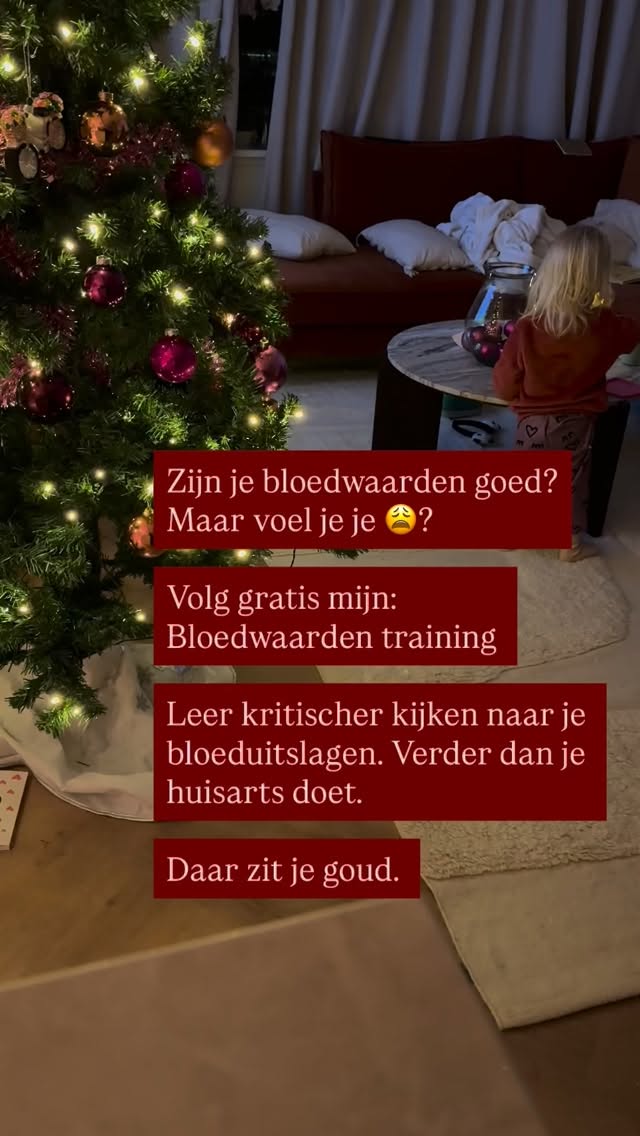 Aankomende woensdag 19 nov 14:15 (terugkijklink beschikbaar). Aanmelden kan via de link in bio. Kies voor de masterclass The Energy Game.
De referentie waarden voor bloed uitslagen zijn in Nederland énorm breed. Er wordt nagenoeg geen rekening gehouden met het feit dat je vrouw bent, menstrueert, hormonale schommelingen hebt etc.
Echter heeft hebben je hormonen, menstruatie, zwangerschap, bevalling een mega impact.
Welke vitamines en mineralen bespreken we?
➡️ IJzer, ferritine, Hb
➡️ B12, foliumzuur
➡️ Schildklier: TSH, ft4
➡️ Vitamine D
➡️ Cholesterol en glucose
➡️ Lever
Heb jij wel eens bloedwaarden laten prikken?