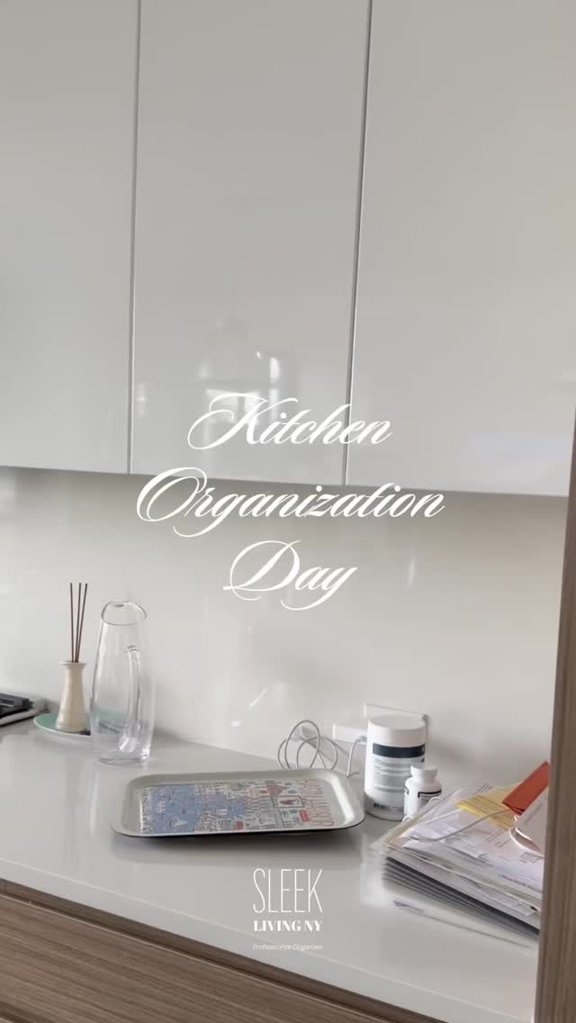 The best way to start a new week? By organizing your kitchen! 💫
With our sleek living tips, we’ll take your space from 0 to 100. 🚀✨
-
#amazonfinds #organizedhome #kitchen