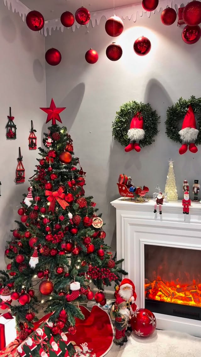 🇫🇷 La magie de Noël s’installe à La Marelle ✨
Nos petits lutins vont bientôt profiter d’une ambiance festive et pleine de douceur.
Que la période des Fêtes commence 🎅🎄
🇬🇧 Christmas magic has arrived at La Marelle ✨
Our little elves will soon enjoy a warm and festive atmosphere.
Let the holiday season begin 🎅🎄
#noël #decorationnoel #christmas #nursery