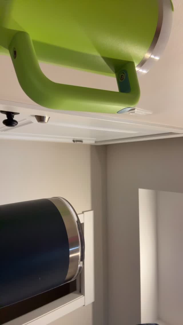 ✨Another day, another dance party. 👋