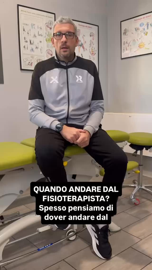 Quanti di voi pensano che sia necessario recarsi da un fisioterapista solo dopo un infortunio o dopo un intervento ?
...in realtà non è affatto così!
Quando compaiono :
Dolori 🤕
Rigidità 💪🏽
Difficoltà motorie 😓
—> un percorso fisioterapico può essere utile per prevenire eventuali complicanze ed infortuni !
Quindi ✅ consiglio :
Non aspettare troppo tempo ⏳ , si rischierebbe solo di allungare i tempi di recupero . È assolutamente utile eseguire un check da un professionista certificato e in una struttura di qualità.
Se sei a Bergamo il nostro staff e il nostro team di fisioterapisti ti aspetta a Perform > il centro per il tuo benessere !!
