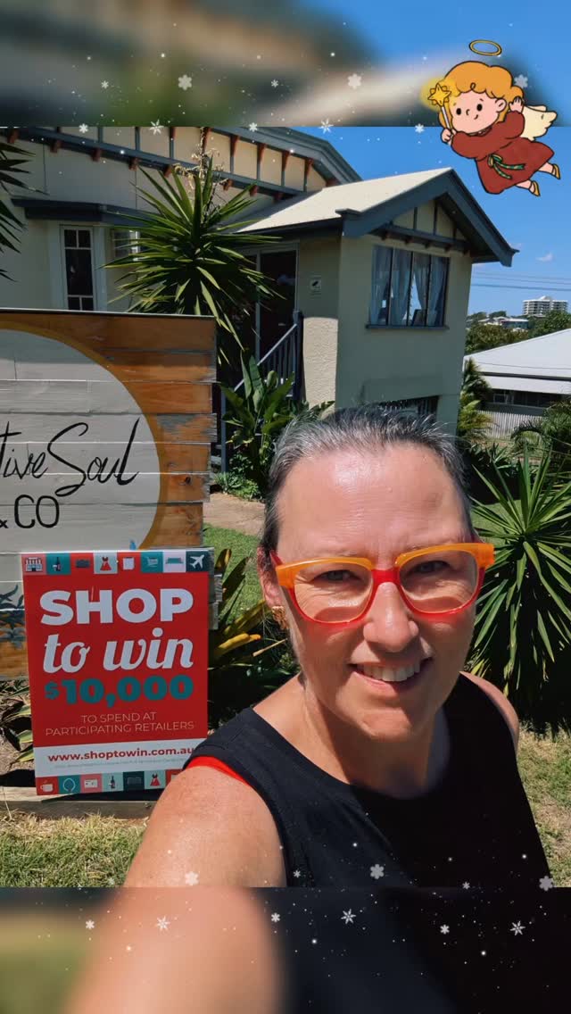 Who wants to win some money? Shopping @kreativesoulandco could win you just that. Christmas shopping for others and the chance to win some 💵, sounds like a great deal to me 😀