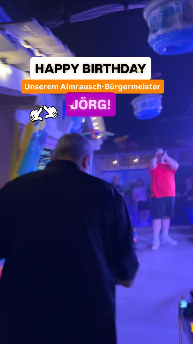 Heute ist ein ganz besonderer Tag zum Feiern!
Unser Almrausch-Papst Jörg lebt hoch! 🥳🫶🏼