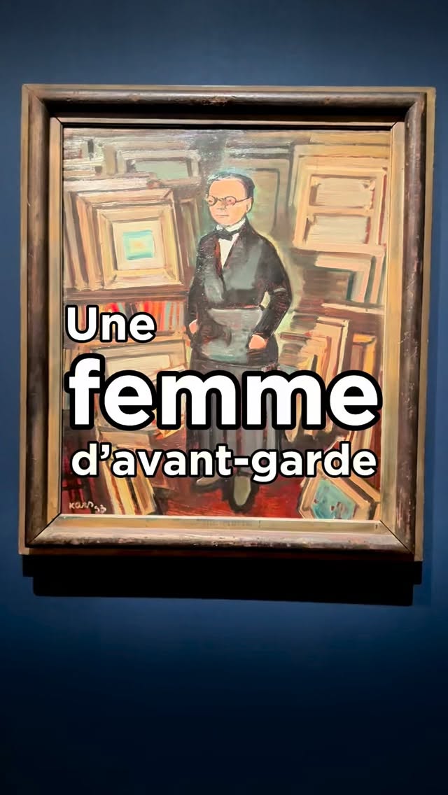 Berthe Weill, c’est une femme qui, dès 1901, ouvre sa galerie rue Victor-Massé, à Pigalle, et décide de miser sur les artistes de son époque. Avec très peu de moyens mais une énergie incroyable, elle repère, soutient et expose des créateurs qui deviendront, pour certains, des géants de l’art moderne. Picasso, Modigliani, les fauves autour de Matisse… Tous ont bénéficié de son regard audacieux. Elle leur offre une visibilité, parfois leur première exposition, et les accompagne pendant près de quarante ans, jusqu’à la fermeture de sa galerie en 1940, dans un contexte de guerre et de persécutions. En tout, Berthe Weill aura présenté plus de 300 artistes et monté des centaines d’expositions. Le Musée de l’Orangerie retrace cette aventure à travers une centaine d’œuvres – peintures, sculptures, dessins, bijoux – permettant de revivre l’ambiance de sa galerie et de comprendre son rôle unique dans l’éclosion des avant-gardes du XXe siècle.
—————
📍Musée de l’Orangerie
Jardin des Tuileries, Place de la Concorde (côté Seine) - Paris 1er
Ouvert tous les jours sauf le mardi
Plein tarif horodaté : 12,50 € - Tarif réduit horodaté : 10 € - Enfant & Cie : 10 €
Moins de 18 ans, - de 26 ans résidents EEU : Gratuit
#museedelorangerie #museeorangerie #orangeriemuseum #bertheweill #galeriedartparis #galeriste #picassoart #parisculture #connaissancedesarts #artinparis #artmoderne #museeparis #parismuseum #femmeinspirante