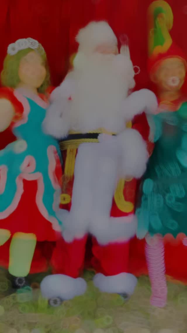 A temporada mais mágica do ano chegou! Nossas peças de Natal já estão ganhando vida com Papai Noel, mascotes encantadores, ursos natalinos, trenos iluminados e personagens que transformam qualquer espaço em pura fantasia. Que comecem os espetáculos!
#Natal2025
#EventosDeNatal
#ProgramaçãoDeNatal
#AtraçõesDeNatal
#EspetáculoDeNatal
#TeatroDeNatal
#ShowDeNatal
#PapaiNoel
#ContrateParaSeuEvento
#AçõesDeNatal
#NatalNoShopping
#NatalParaEmpresas
#NatalCorporativo
#ProgramaçãoInfantil
#AtraçõesInfantis
#IntervençõesArtísticas
#AnimaçãoDeNatal
#ProduçãoDeEventos
#CiaCambaio