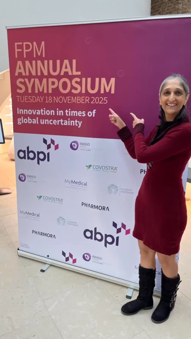The @facultypharmmed annual symposium is always a fantastic learning opportunity and brilliant way to meet those who are interested in and working in the discipline of pharmaceutical medicine. I never take for granted the incredible privilege it is to be an honorary member of FPM and gladly volunteer my time for various initiatives, including once again this year being on the programme committee of the symposium alongside the likes of wonderful people like @david_bikes_and_wine This year two of my highlights were the deep dive sessions on women’s health and communicating health information to patients and the public, which featured the brilliant patient advocates @emmajdoble and @nmppie I’m also slowly getting around the royal colleges - this was my first time at the Royal College for Obstetricians and Gynaecologists.
As always, Dad was on hand to help me out throughout the day! #patientadvocate #patientadvocacy