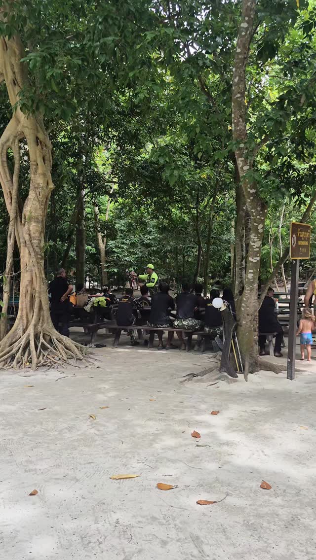Rescue training for Than bok Koranee National Park rangers. #rescue #ranger #dnp #thaidnp #kohhong #thanbokkoraneenationalpark #krabi