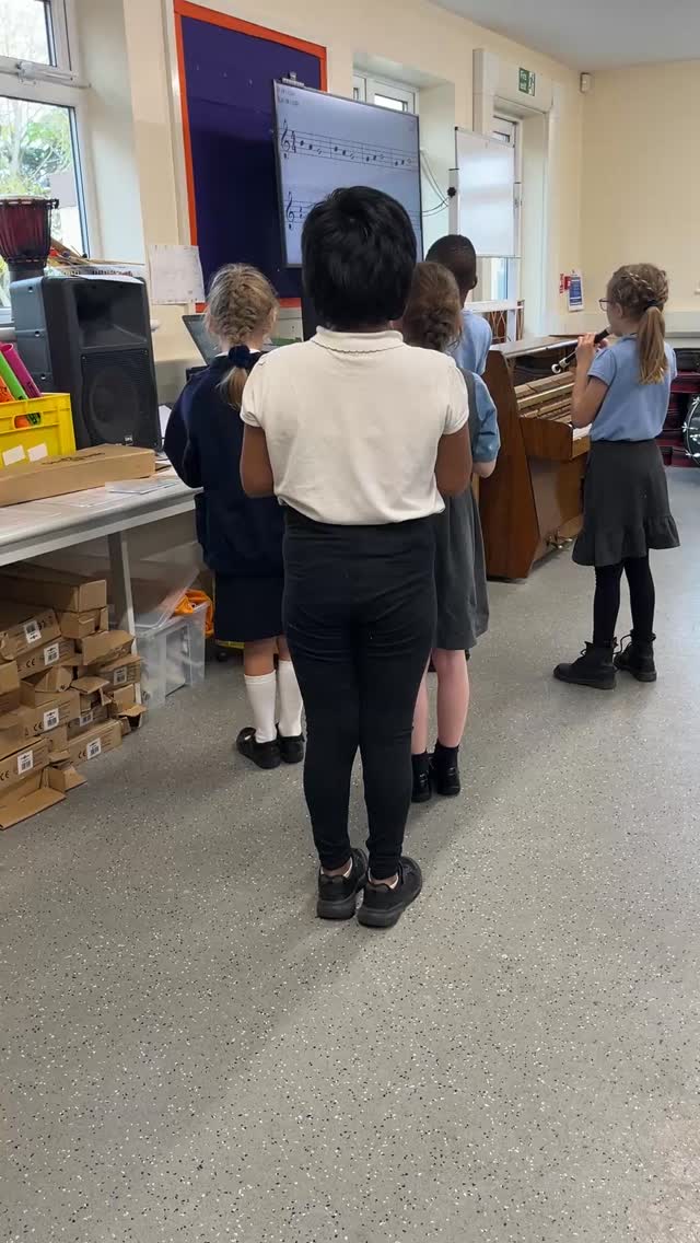 Our Year 3 children have been having a fantastic time learning to play the recorder in music lessons! It’s wonderful to see their creativity and teamwork flourish as they explore the world of music.
#MusicEducation #Year3 #RecorderFun #CreativeKids #Dartford