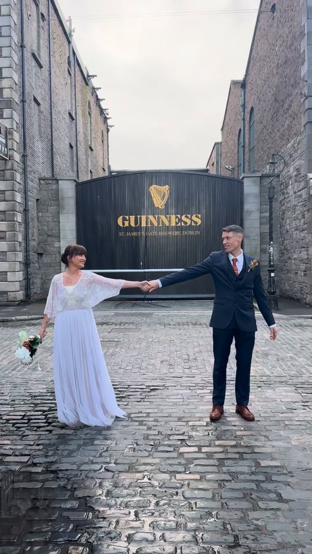 Michael and Elaine’s wedding day had the perfect photoshoot ending at the Guinness Gates—classic backdrop for a classic kind of love!
Congratulation to you both 🤍 #justmarried