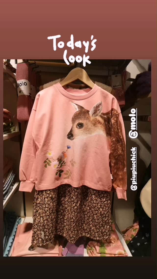 Bunte Montage bringen Farbe in die Woche ❤️
@molo / @piupiuchick
#bern #berncity #shoplocal #lieberinbärn #bärnermamis #bernshopping #swissfashionblogger #mamainfluencer #kidsfashion #kidswear