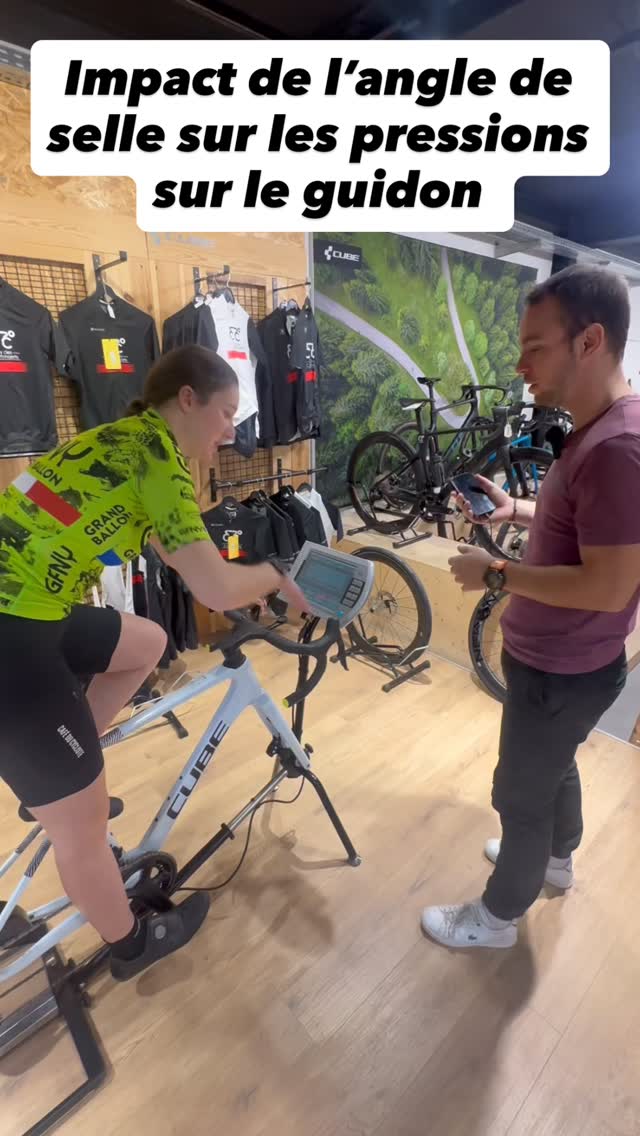 💬 Petit extrait où on discute de l’impact de l’angle de selle
sur le poids placé dans les mains.
Une question simple… qui change beaucoup de choses sur le vélo 🔧🚴♂️
#bikefit #bikefiting #analyseposturale #reglagevélo