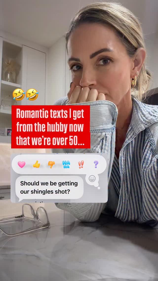 He know’s how to turn me on! 😅🤷🏼♀️❤️
#lifeover50 #funny #funnymarriage #genx #laugh #over50skincare #over50 #fyp