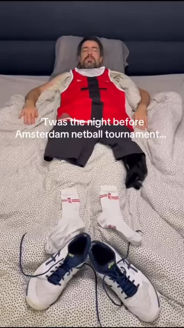 One. More. Sleep!!!! 😴 Tonight we are all dreaming about netball and the Amsterdam Tournament tomorrow. It’s Christmas come early 🏐❤️