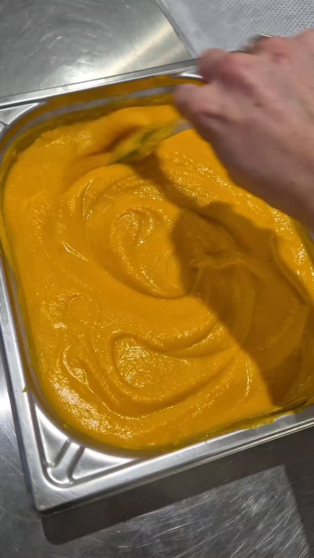 Vos petites verrines potimarron, lard et noisettes🍁🍂
#verrinessalées #verrinepotimarron #automne
#traiteurtroyes #repasdesaison