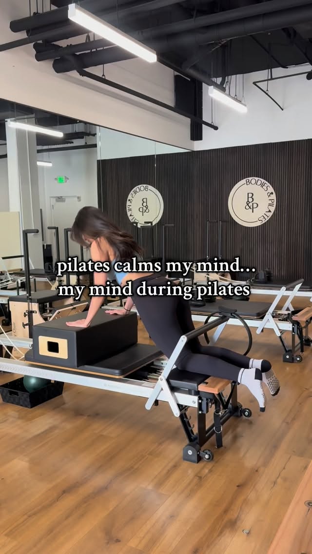 sometimes it really does calm my mind 🙂↕️
#pilates #reformerpilates #pilatesstudio #fitness #fyp