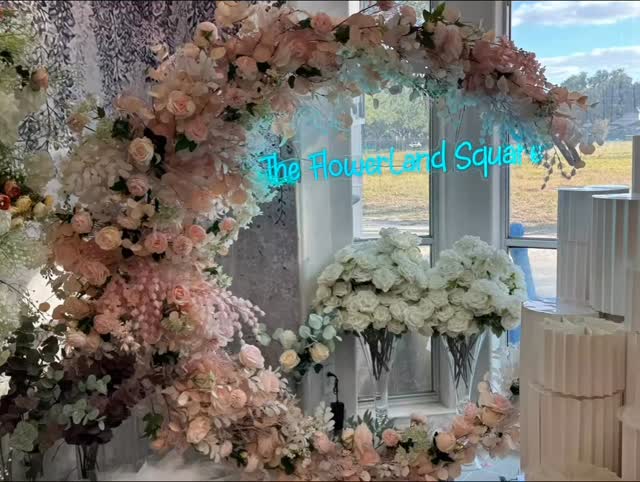 The FlowerLand Square
www.HoustonWeddingEventChannels.com/shop-9